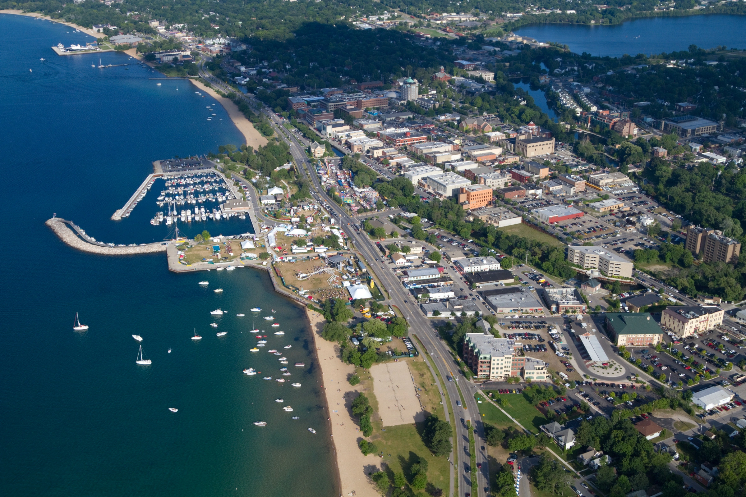 Traverse_City,_Michigan[1].webp